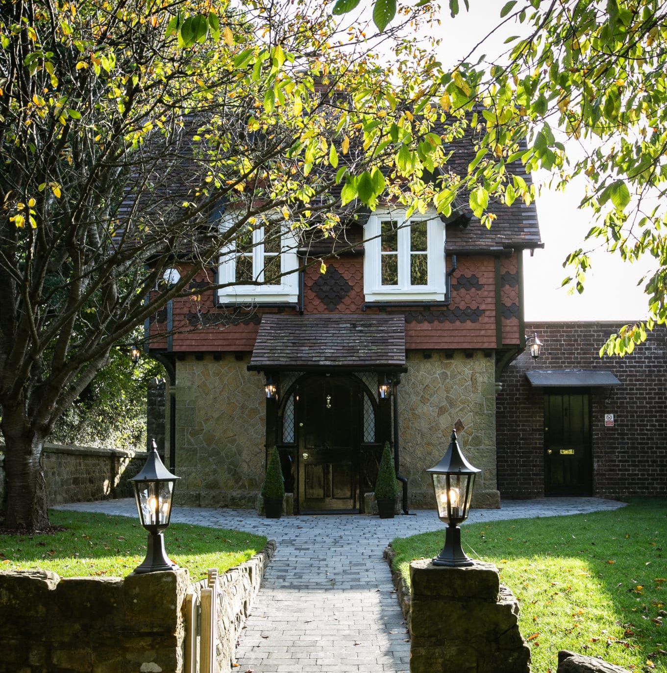 Front of Salomons Cottage